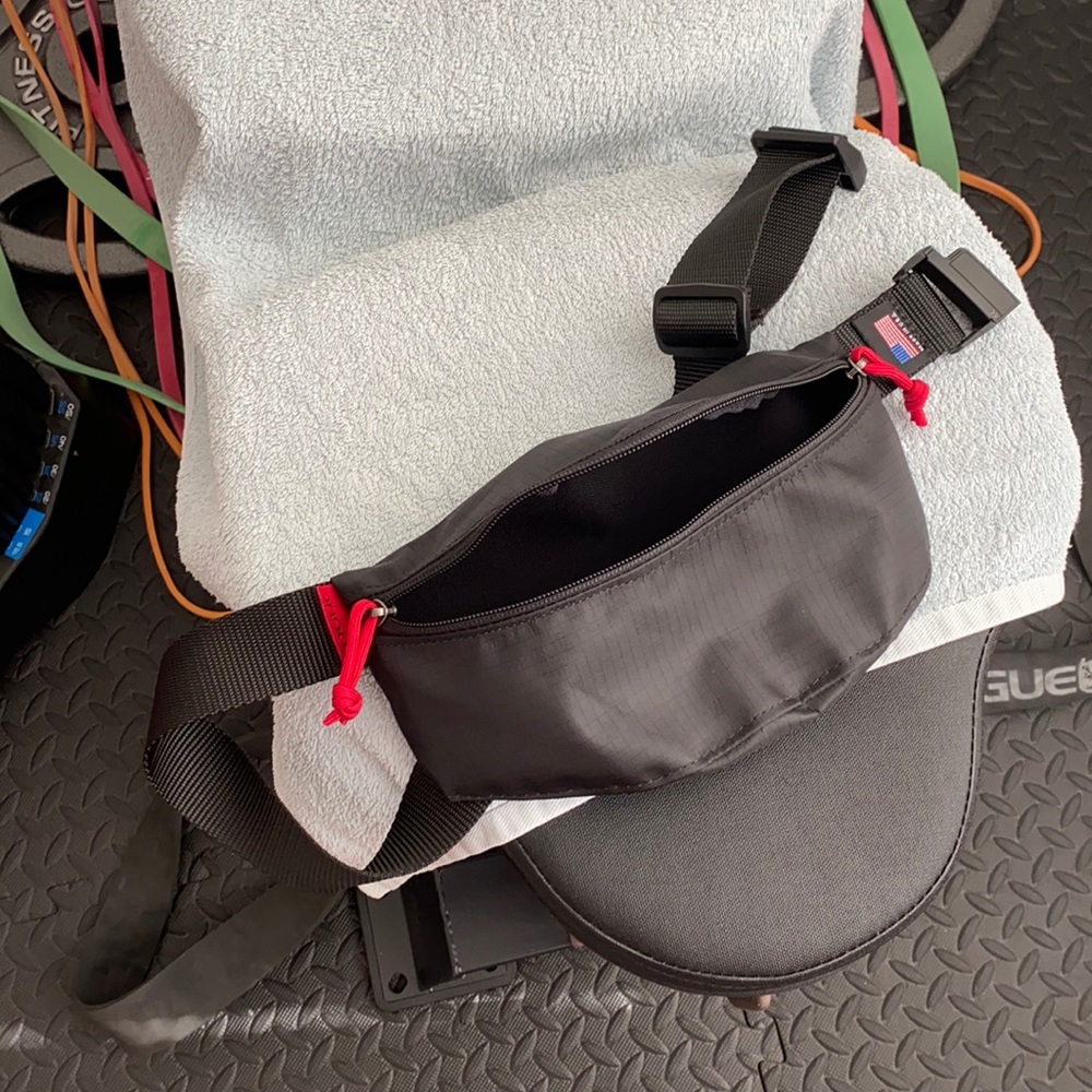 rogue fanny pack. worn twice. good for hikes and walks.